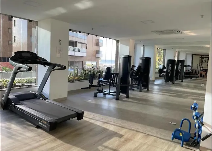 Lindo Apto No Melhor Lugar Da Barra Da Tijuca! Com Uma Vista De Tirar O Folego, Frente Para O Mar! Totalmente Equipado E Decorado Ao Lado Dos Melhores Hoteis E Quiosques Da Barra! Portaria 24H, Piscina, Sauna, Jacuzzi, Academia, Garagem, Wi-Fi, Lavan
